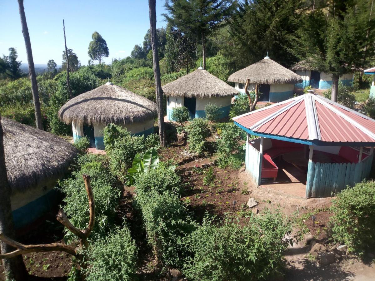 Maverick Camp, Rondavels&Homestay Nyandarua Exteriör bild